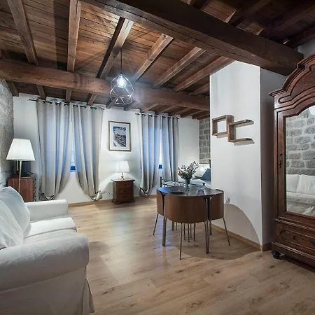 公寓 Le Casette Del Borgo Antico *